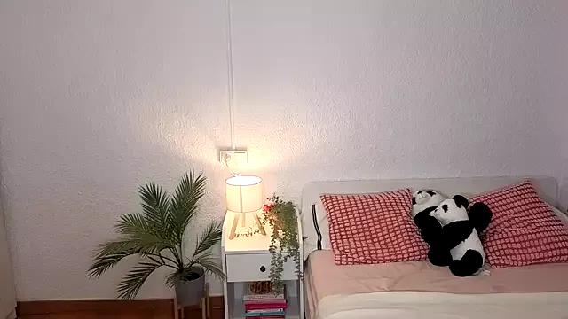 lillypanda from StripChat