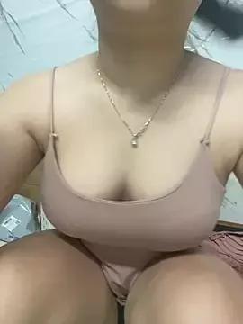 LillyPi06 from StripChat