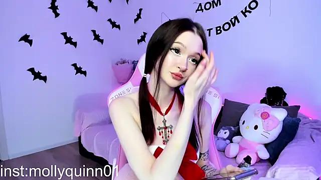 Discover our girls online shows and discover the company of countless livestreamers, with stunning shapes, sex toys and more.
