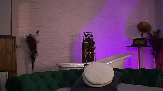 LiloMahe from StripChat