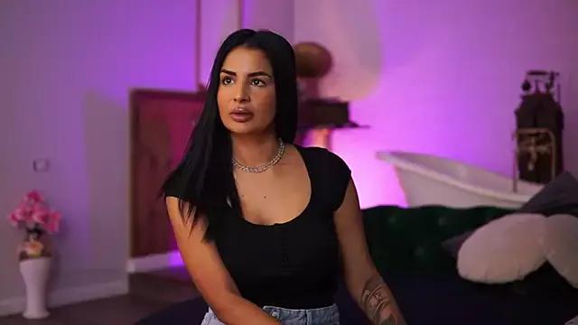LiloMahe from StripChat