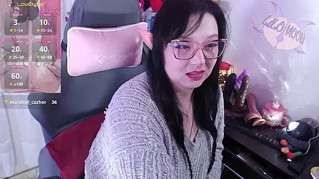 LiloMoon69 from StripChat