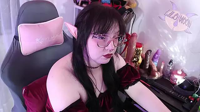 LiloMoon69 from StripChat