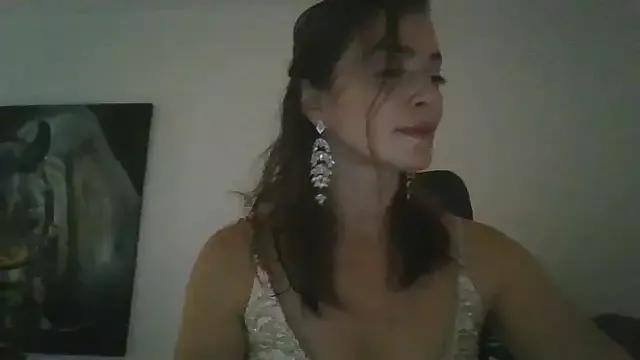 Liloo8923 from StripChat