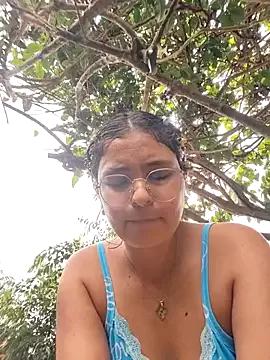 Lily-o from StripChat is Freechat