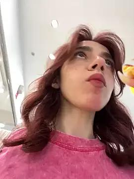 Lily__Belle from StripChat