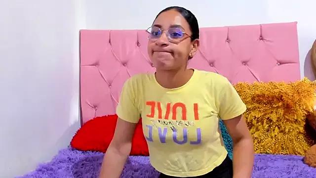 lily_blues from StripChat is Freechat