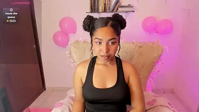 lily_evays_69 from StripChat