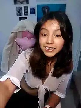 LiLy_kIndly from StripChat