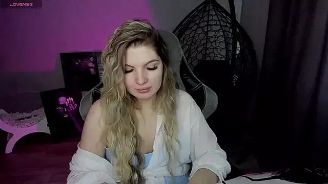 lily_williamss from StripChat