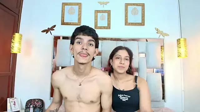 Discover our girls online shows and discover the company of countless livestreamers, with stunning shapes, sex toys and more.