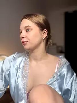 LilyFlamee from StripChat