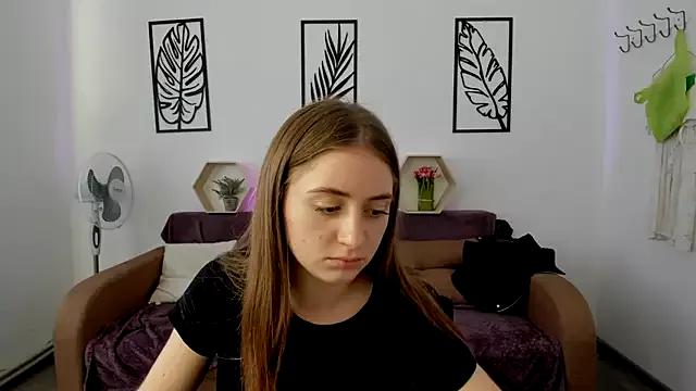 LilyHaart from StripChat