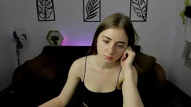 LilyHaart from StripChat