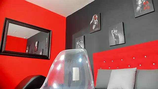 lilyth_adam from StripChat