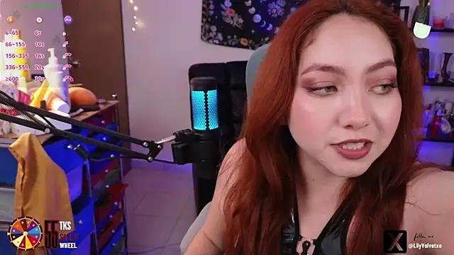 LilyVelvett from StripChat