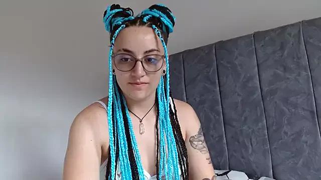 linda_33 from StripChat is Freechat