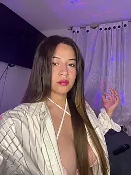 Linda_Bellucci from StripChat is Freechat
