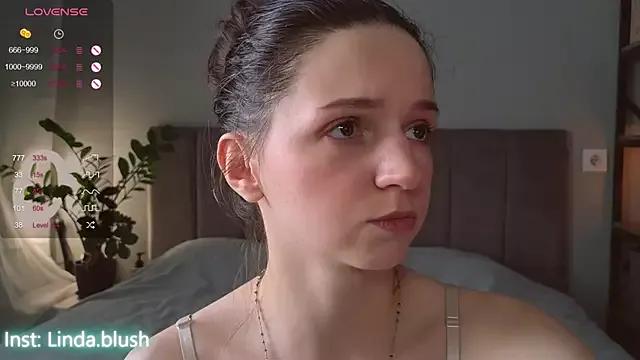 Linda_pie from StripChat is Freechat