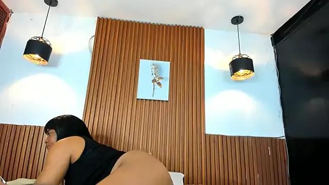 linda_yepez from StripChat is Freechat