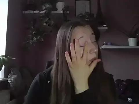 LindaPretty from StripChat is Freechat