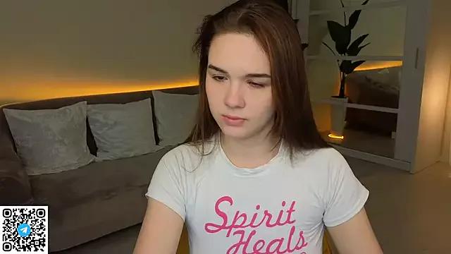 LindaRobertz from StripChat is Freechat