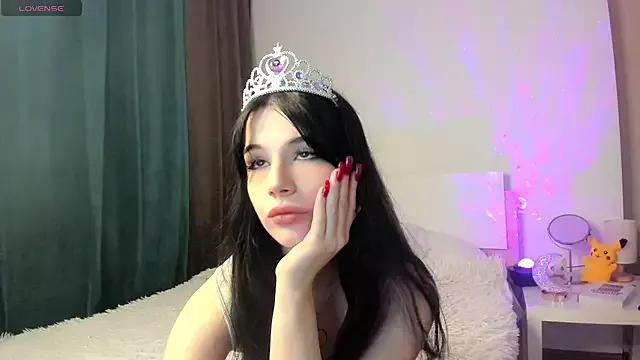 LinnBrinson from StripChat