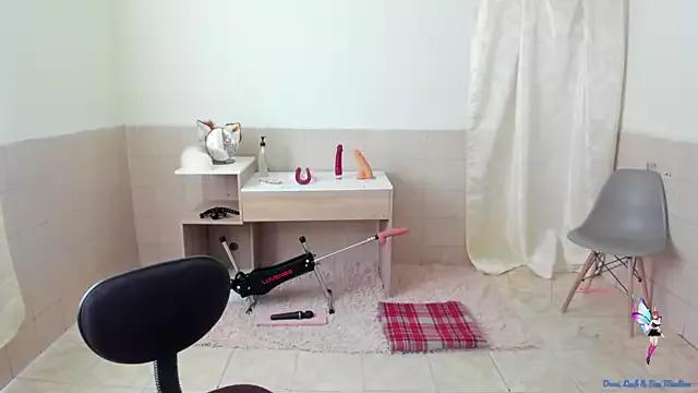 linnie_ from StripChat