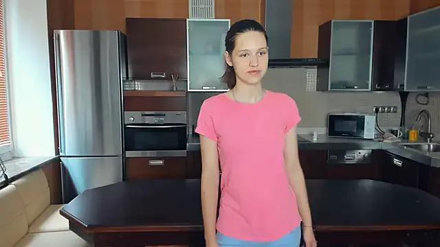 LinPasinski from StripChat is Freechat