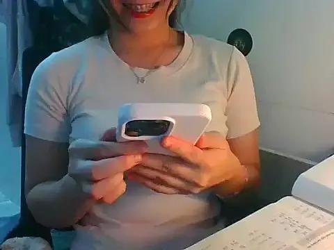 Linzly webcams show profile image 