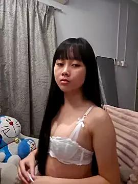 Lirz06 webcams show profile image 