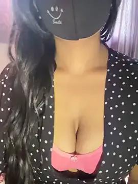Lisa_afreen from StripChat is Freechat