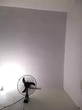 LisaaSEXXY from StripChat is Freechat