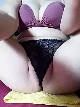 LisaaSEXXY from StripChat is Freechat