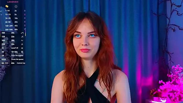 LisaDrake from StripChat is Freechat