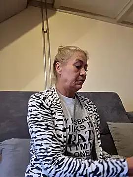 lisalustjouw from StripChat is Freechat