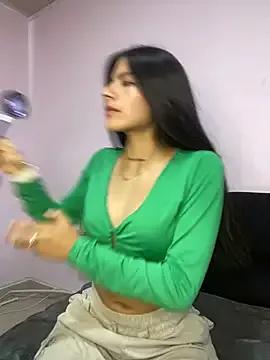 liss_hot_ from StripChat is Freechat