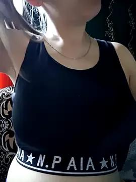 Lissa213 from StripChat