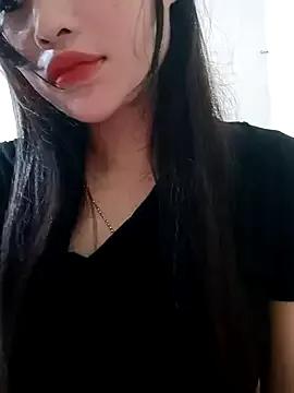 Lissa_xinh09 from StripChat