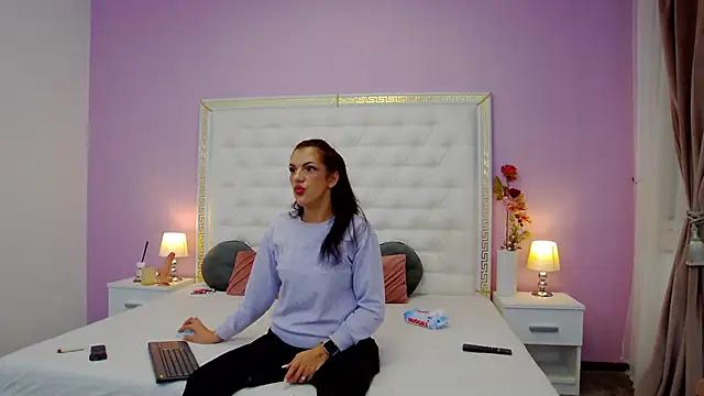 LissaAnn from StripChat