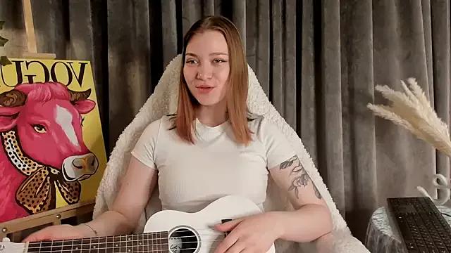 LiteFoxBlue from StripChat is Freechat