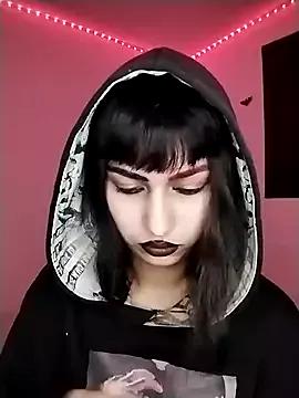 Little-Lucifer from StripChat is Freechat