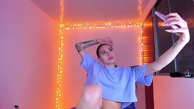 Little__Linda from StripChat