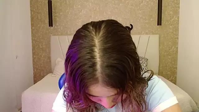little_annee from StripChat is Freechat