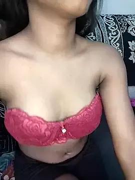 Little_anngel from StripChat is Freechat