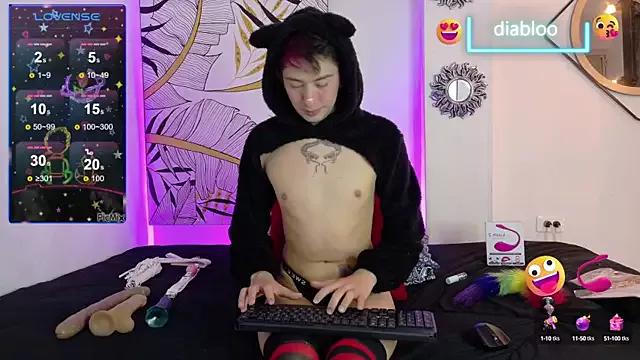 little_diabloo from StripChat