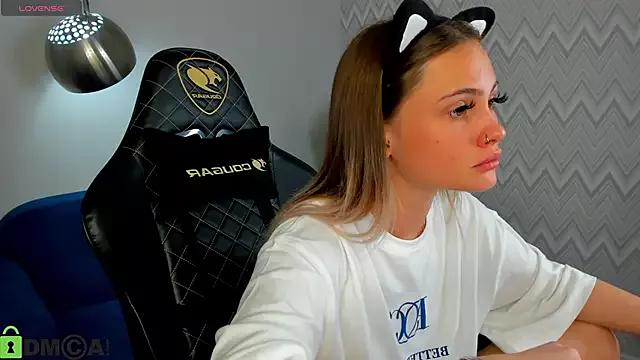 Little_Kristyy from StripChat
