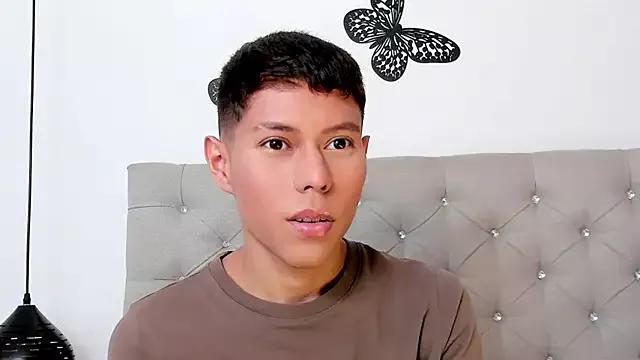 Little_liam from StripChat is Freechat