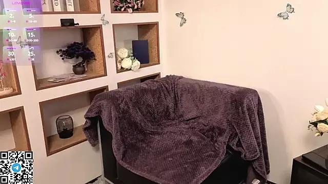 Little_rosy from StripChat is Freechat