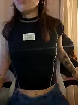 LittleBabyCat22 from StripChat